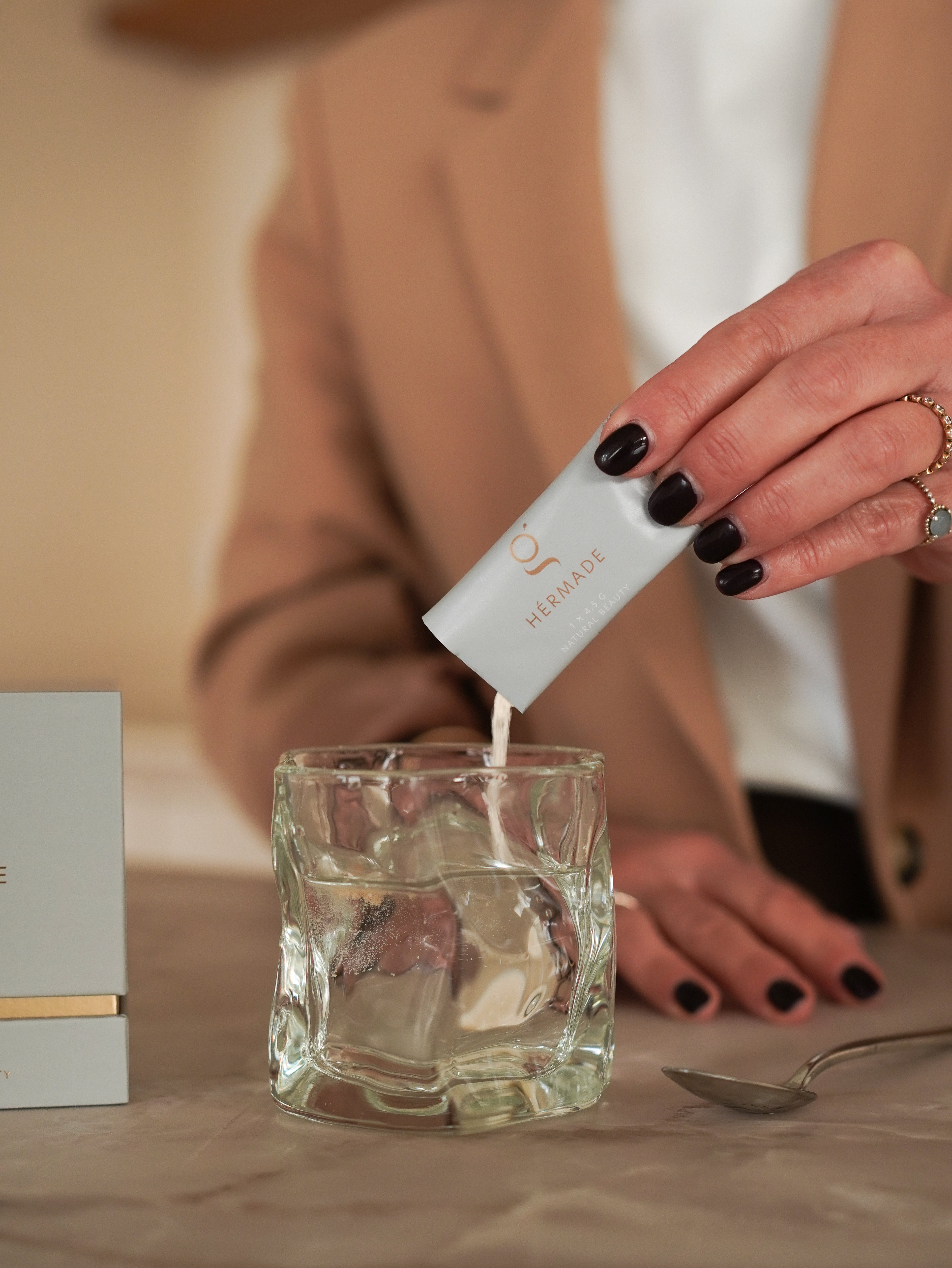 HÉRMADE | 30 dienām